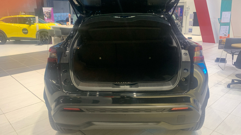 Nissan Juke 1.0 DiG-T Tekna 5dr Petrol Hatchback